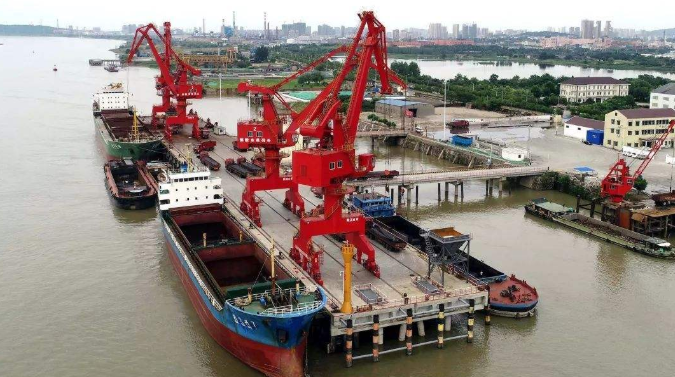 米泉概述露天料场港口封闭问题的实行方法